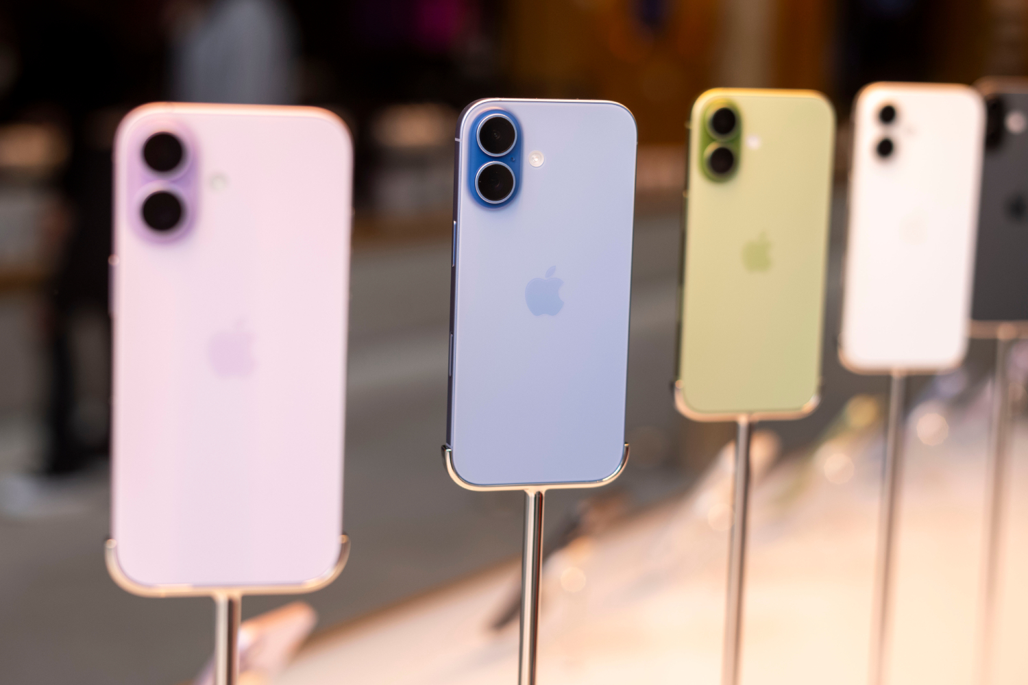Apple estaría preparando un iPhone 18 básico a bajo costo
