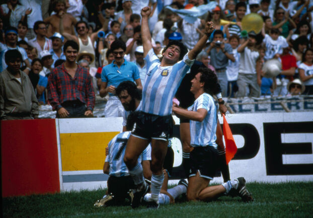 Bipolar, narcisista: un psicólogo relata la personalidad de Maradona durante