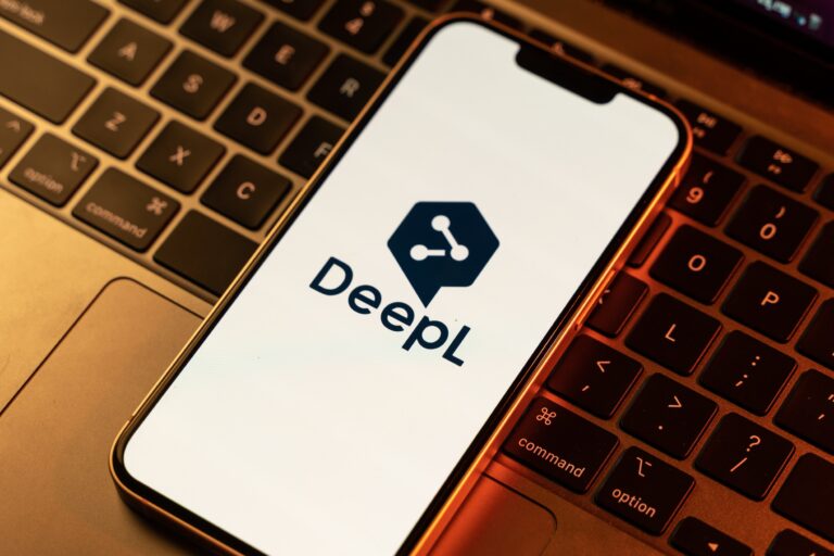 DeepL acaba de lanzar la traducción vocal en tiempo real