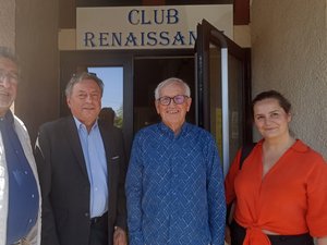 El club Renaissance de L’Isle-Jourdain recibe al alcalde para un
