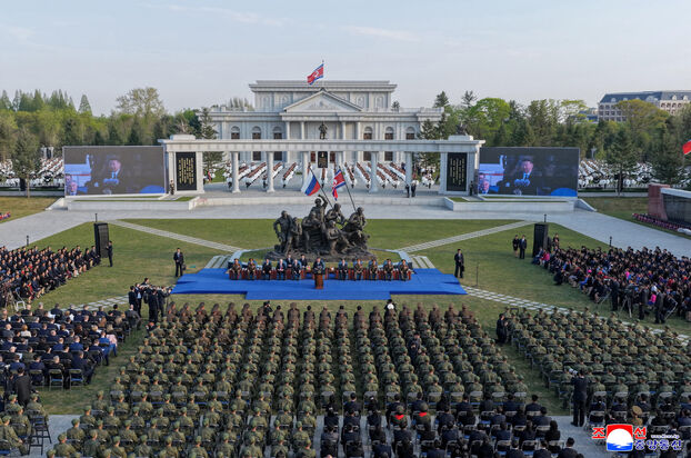 «Esta guerra sagrada y justa»: Kim Jong Un se compromete
