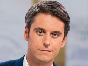 Gabriel Attal: un padre adicto al juego, a las drogas