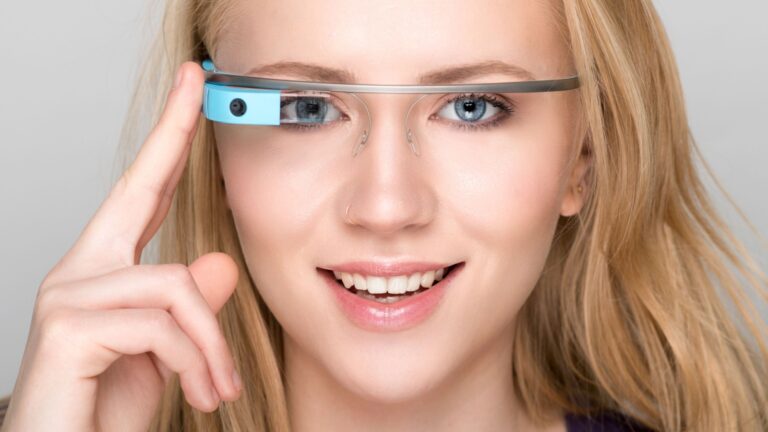 Google y Gucci preparan las gafas conectadas más deseadas de