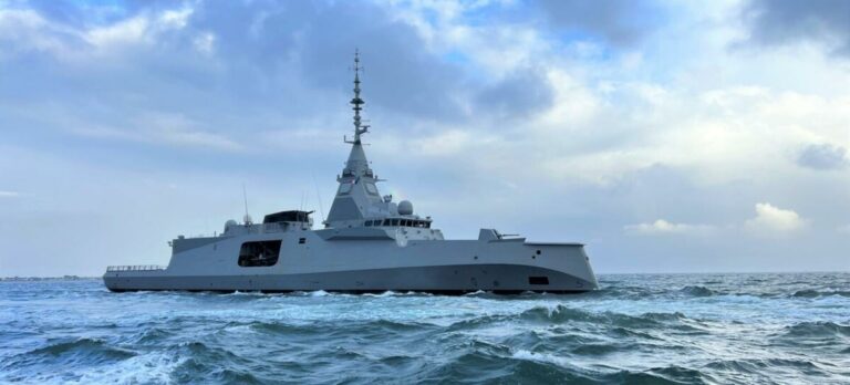 La DGA encarga una quinta fragata FDI a Naval Group