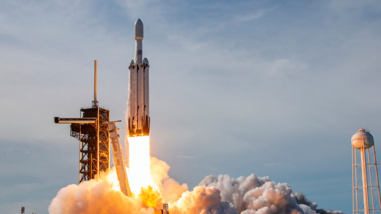 La Falcon Heavy de SpaceX lanzará el rover europeo Rosalind