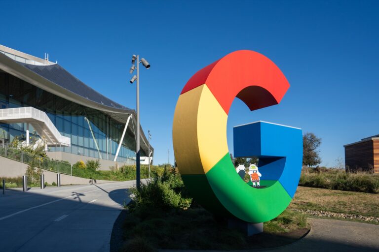 La UE insiste: Google debe compartir sus datos con los