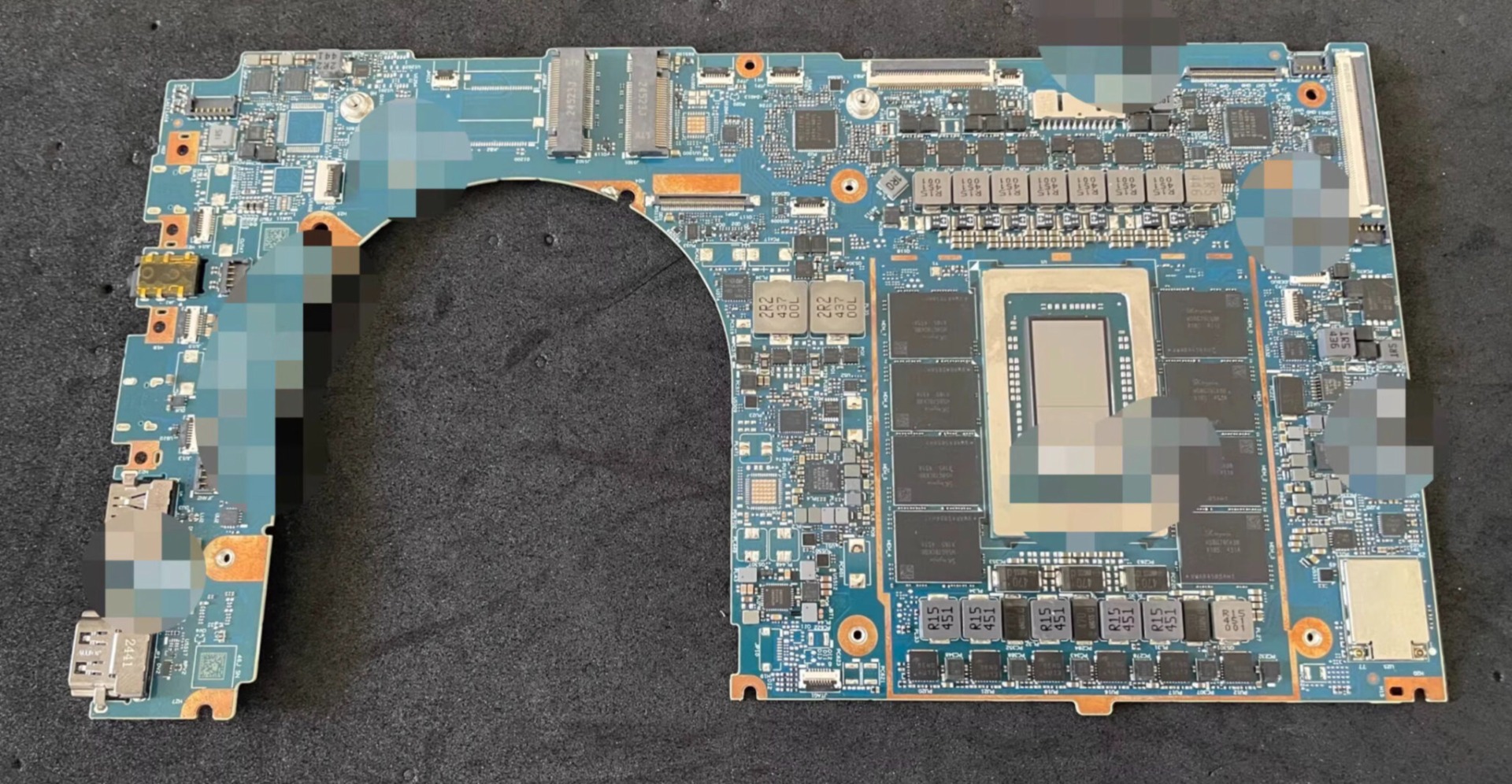 La placa base de un portátil NVIDIA N1 fotografiada: ¿qué