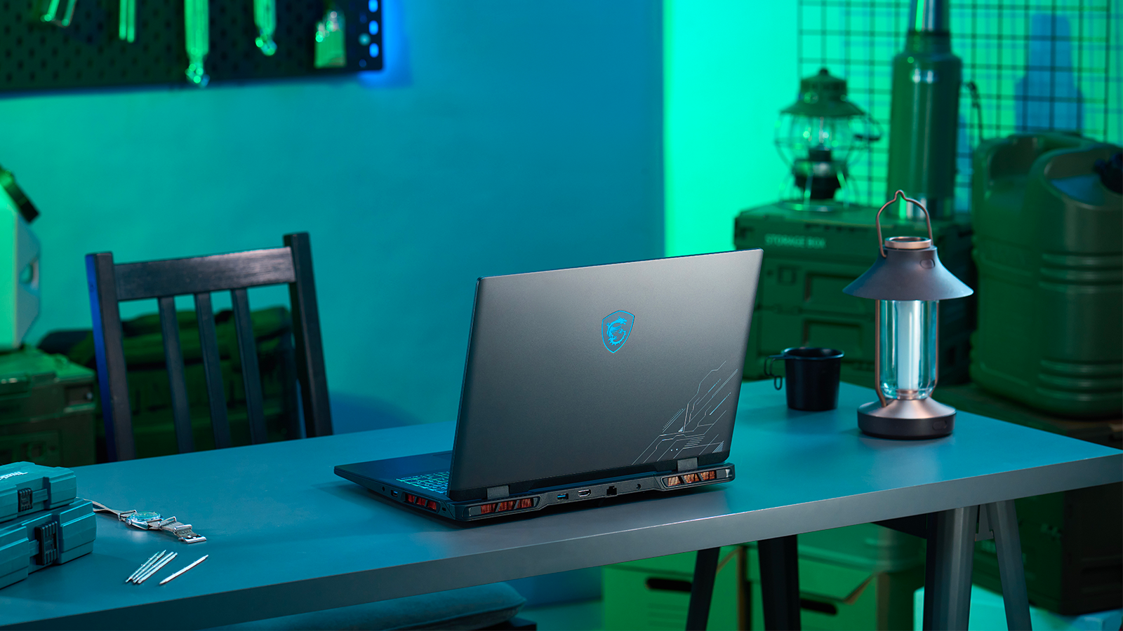 MSI Crosshair 16 y Vector 16 HX AI