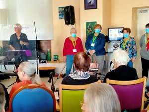 Saint-Sulpice-la-Pointe. Voluntarios para romper el aislamiento en el EHPAD
