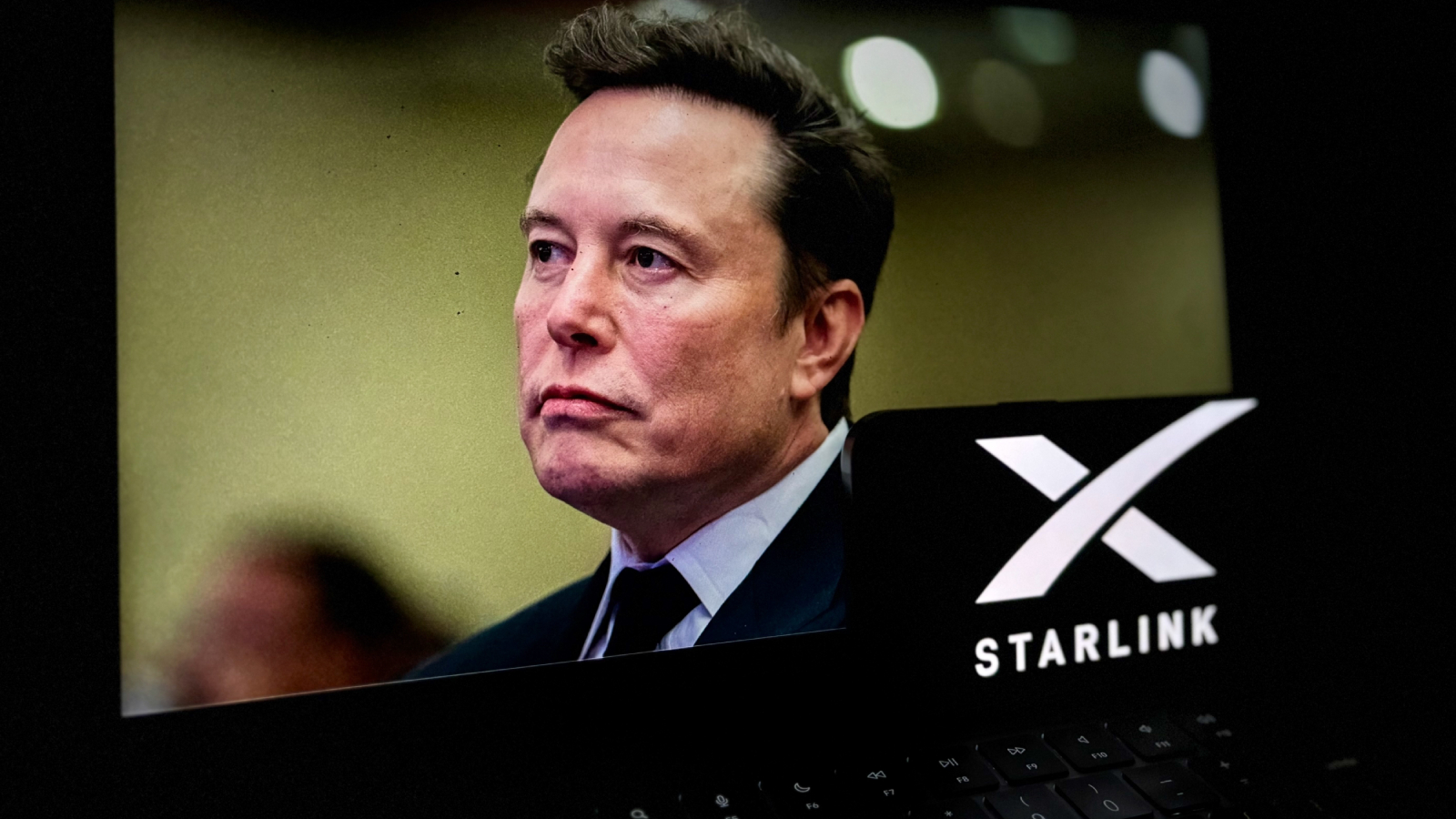 SpaceX insta a la administración Trump a sancionar a las