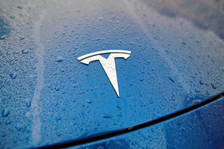 Tesla trabaja en un nuevo modelo de vehículo, más pequeño...