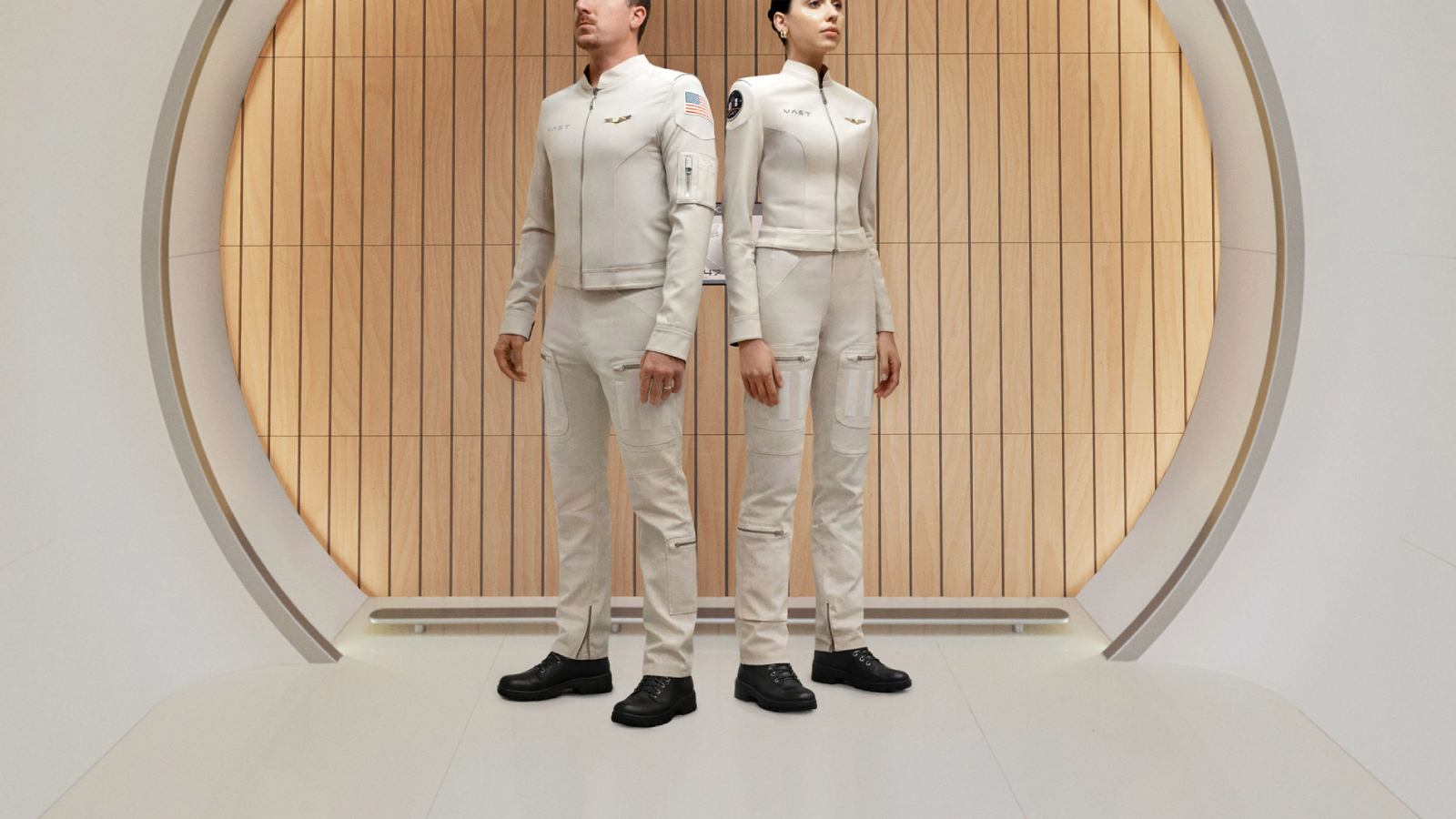 Vast revela el futuro uniforme de la tripulación de su
