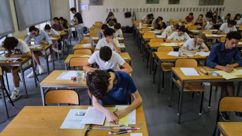 Con su carta a Emmanuel Macron, un estudiante de 17