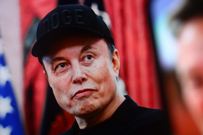 80 mil millones de dólares. Para Elon Musk, ese es