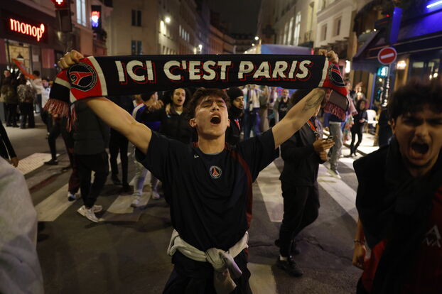 Bayern-PSG (1-1): la fiesta en las calles de París y