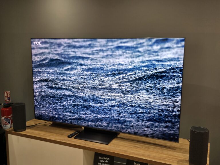 Buenas noticias para los televisores TCL: se está desplegando una