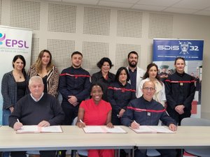 Fleurance. Se firma un convenio en el establecimiento público de