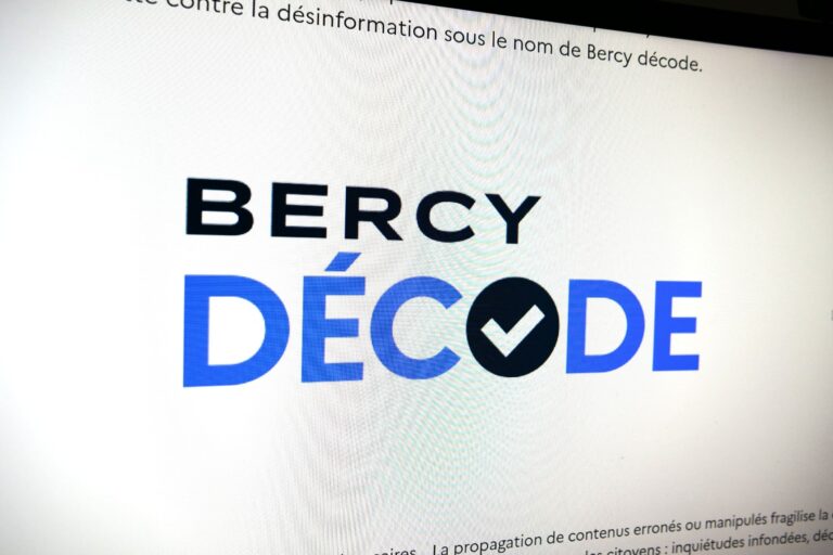 Información falsa sobre tus impuestos, tus retiros bancarios... Bercy te