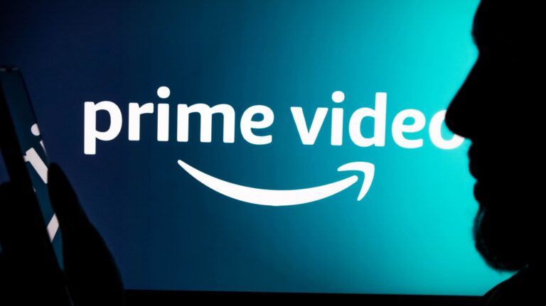L'ARCOM presiona a Amazon para que contribuya a la creación
