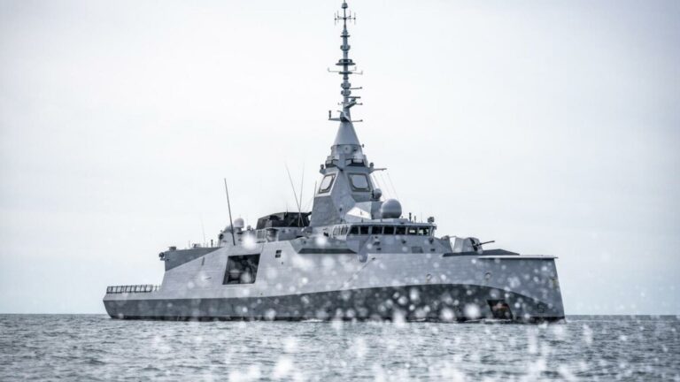 La fragata francesa de nueva generación, Amiral Ronarc'h, ya deja