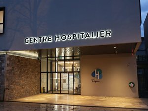 «No he dado bofetadas, solo hubo un empujón…»: tras acompañar