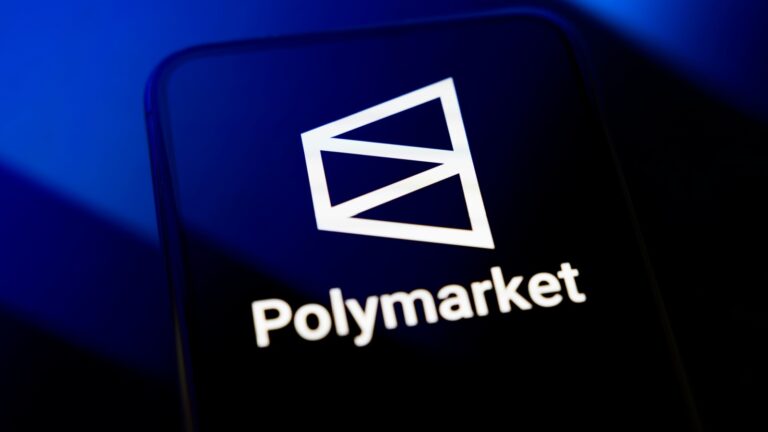 Polymarket: un ingeniero de Google acusado de apuestas fraudulentas que