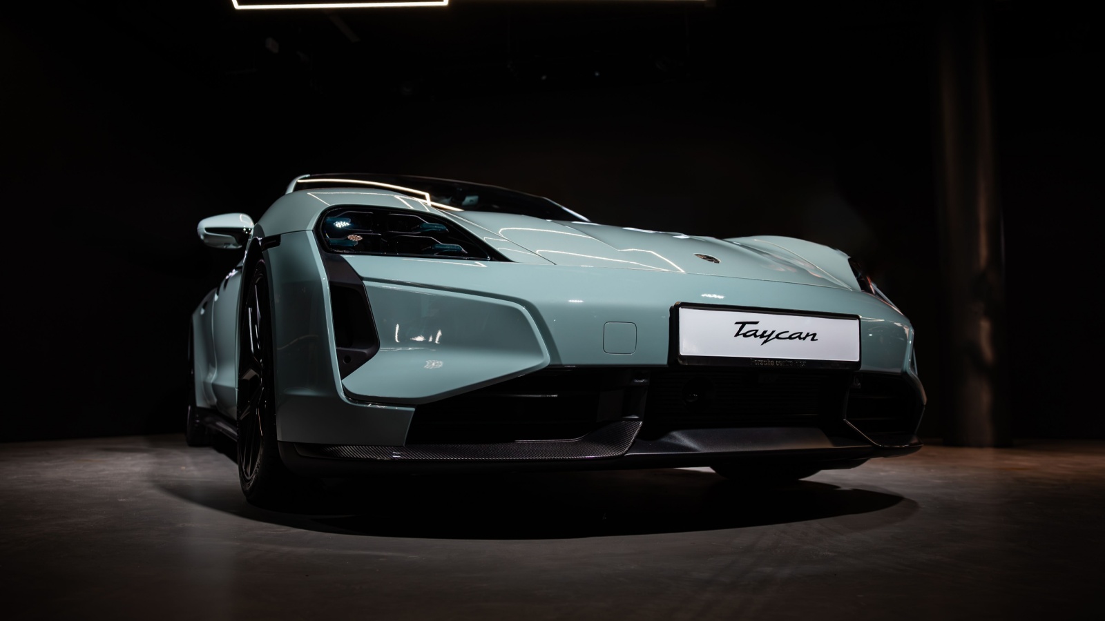 Porsche Taycan: por qué la marca detiene temporalmente la producción