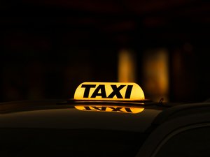 "Solo quiero agradecerte por salvarme la vida": un taxista se