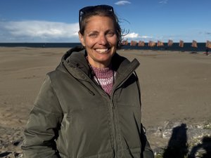 Tocada por un cáncer de mama, Frédérique Giraud renace sobre