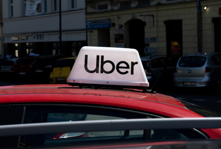 Uber invierte en una startup francesa de vehículos de hidrógeno