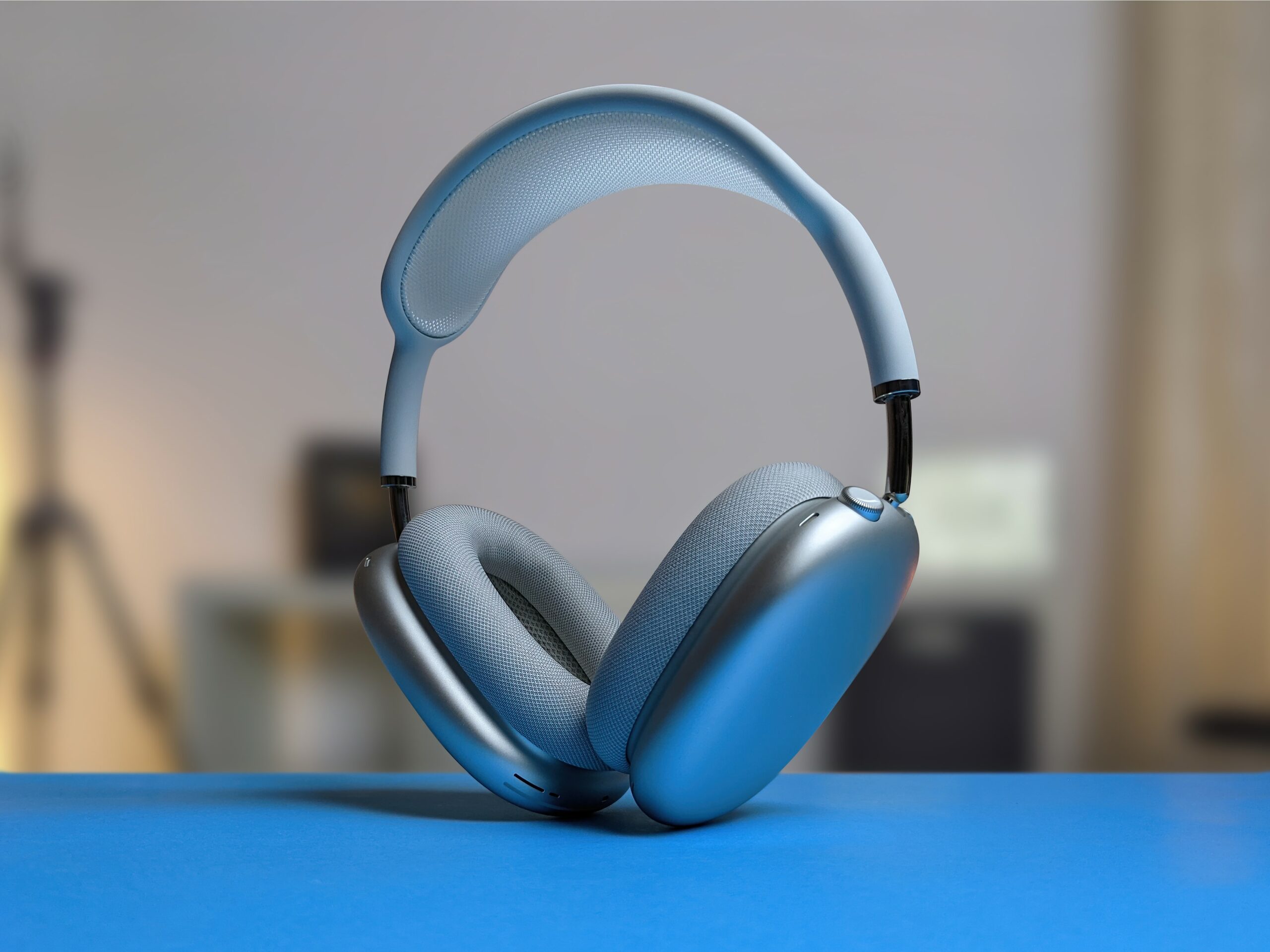 ¿AirPods o Beats? Un misterioso auricular de Apple descubierto en