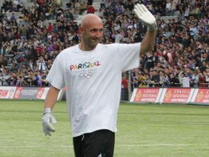 Fabien Barthez en Montauban para un partido benéfico: el campeón