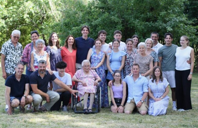 Elle celebra sus 100 años en Layrac: Gladys, amante de