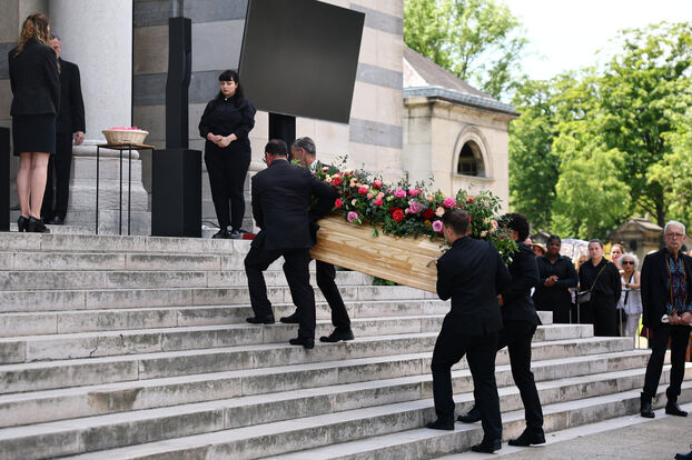 Inhumación de Satrapi