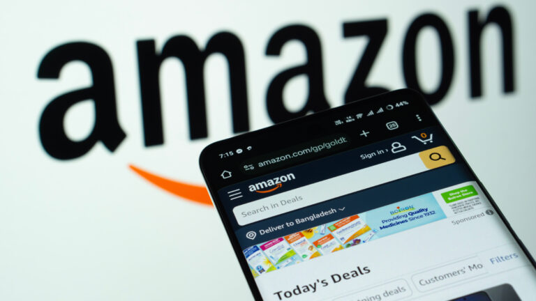 Amazon integra la IA en su barra de búsqueda para