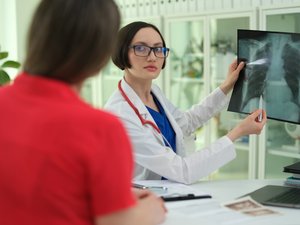 Cáncer: formas más graves en los más modestos