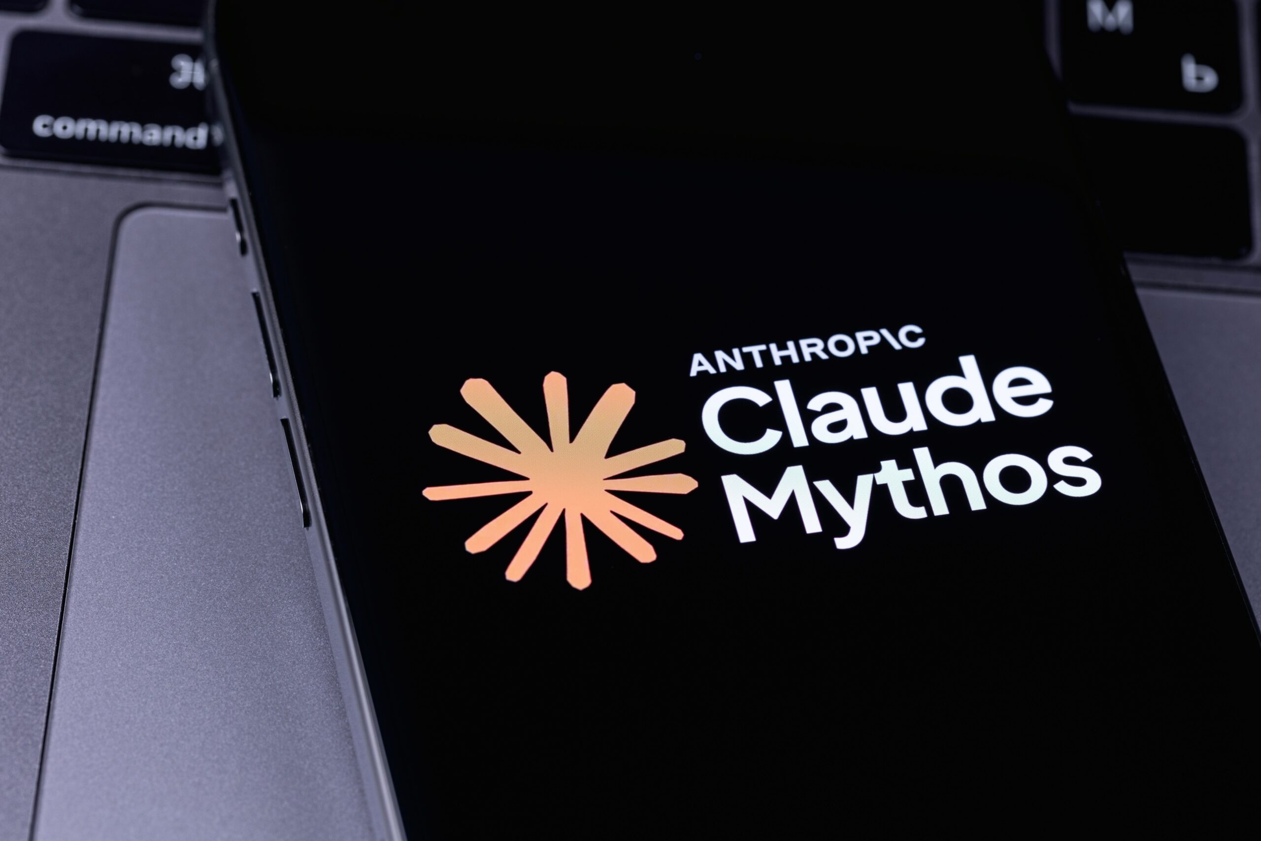 Claude Mythos habría encontrado numerosas fallas en los sistemas del