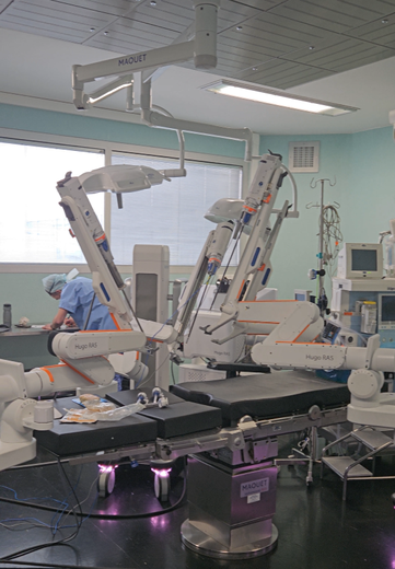 "El robot actúa como una extensión de los brazos y