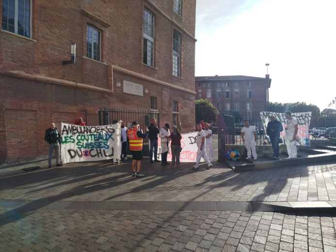 En el CHU de Toulouse, los ambulancieros mantienen la presión