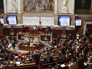 Fin de vida: la Asamblea Nacional aprueba por tercera vez