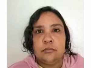 Mientras iba a adoptar a una adolescente autista de 12