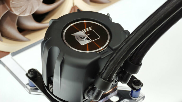 Noctua lanzará su primer kit AiO de refrigeración líquida en