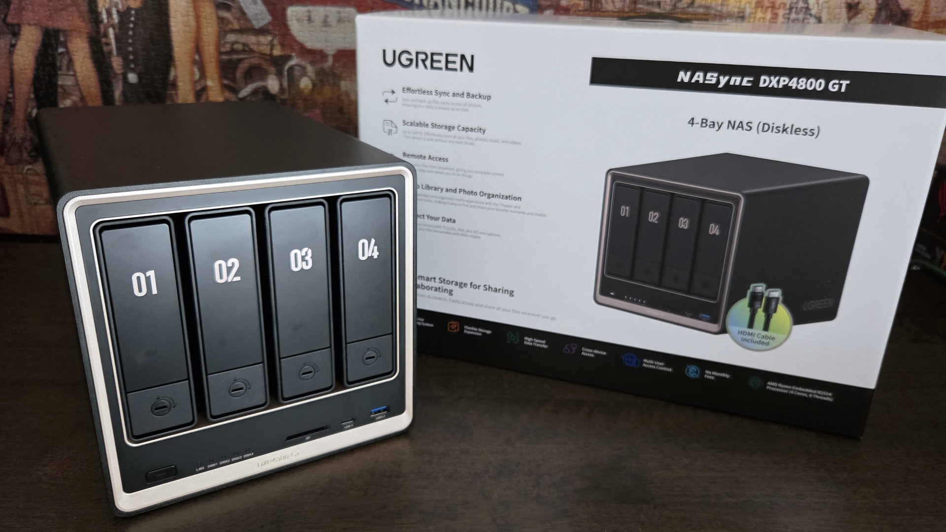 Prueba NASync DXP4800 GT: Ryzen R2514, 10 GbE, SSD M.2/U.2...