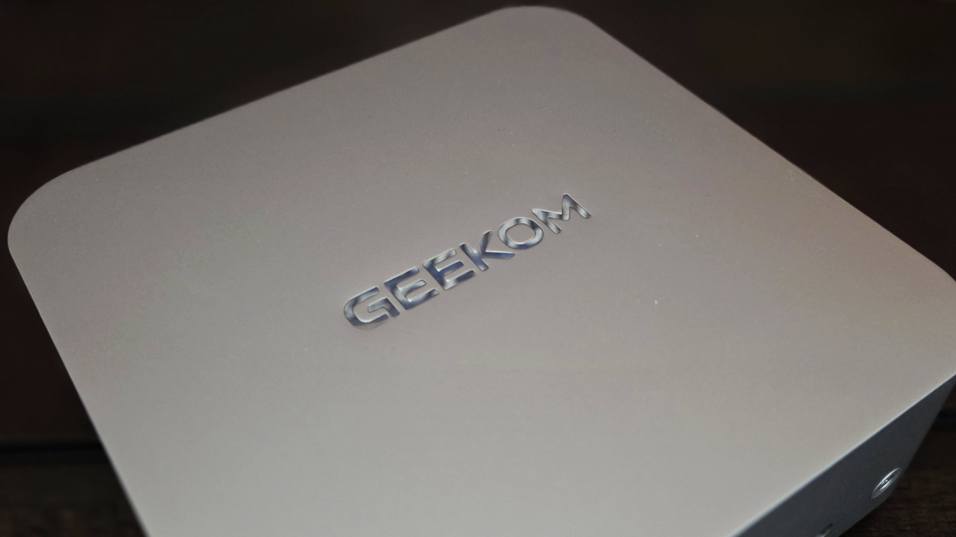 Prueba del Geekom A9 Max: el mini-PC ultra potente (y