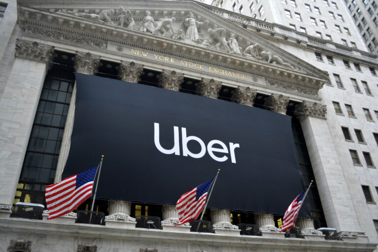 Uber: La IA es costosa, por lo que los empleados