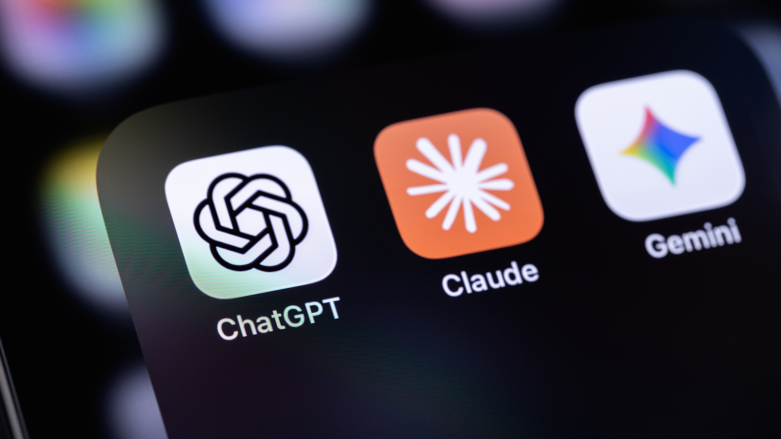 ¿26€ para reemplazar ChatGPT Plus, Claude Pro y Gemini Advanced?