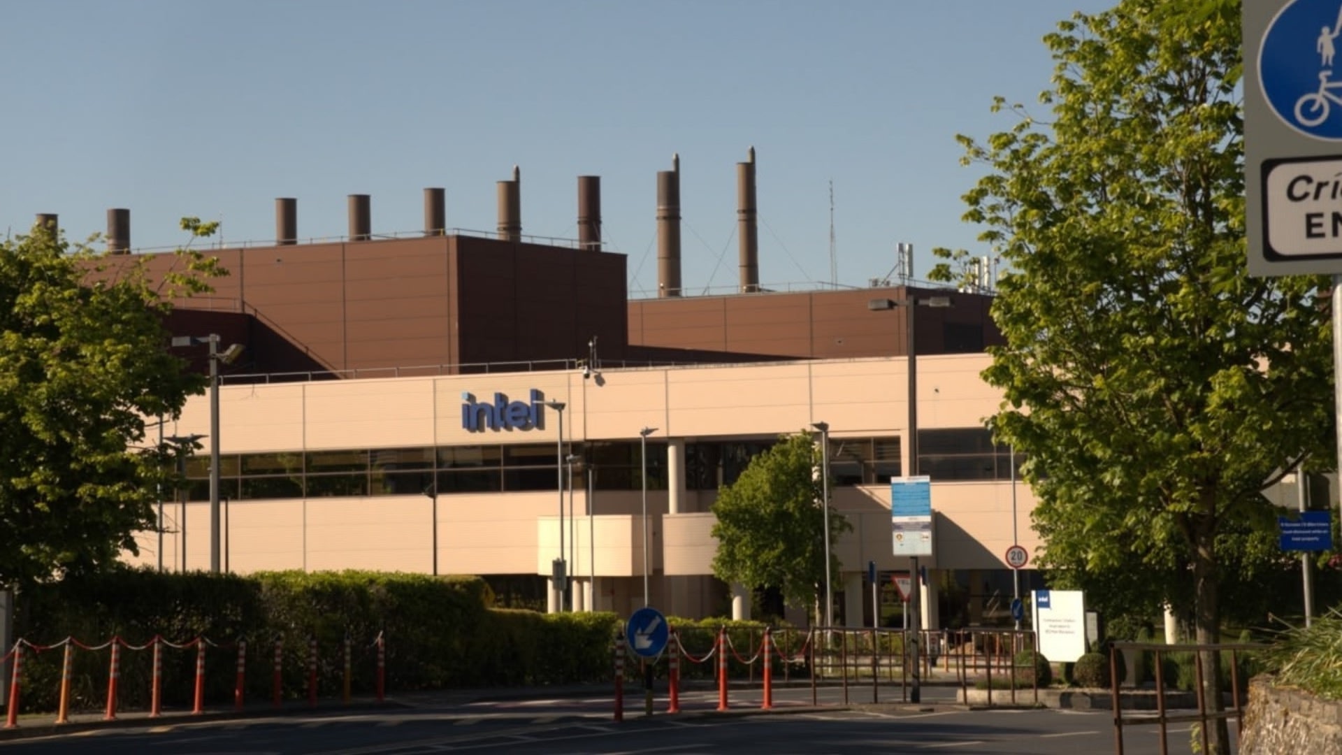 Intel invierte 5 mil millones de euros en Irlanda para