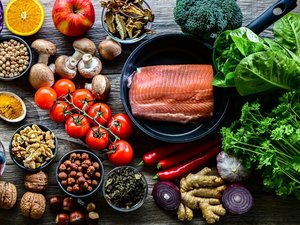 Alimentación antiinflamatoria: ¿para qué sirve y cómo adoptarla en el