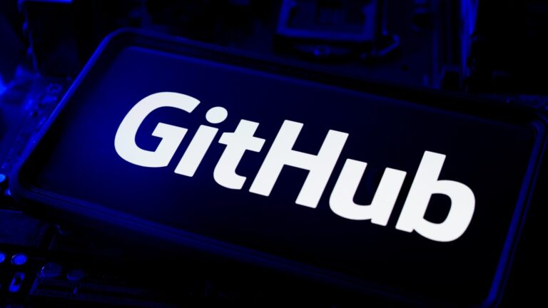 Cerca de 300 nuevos falsos repositorios en GitHub difunden software