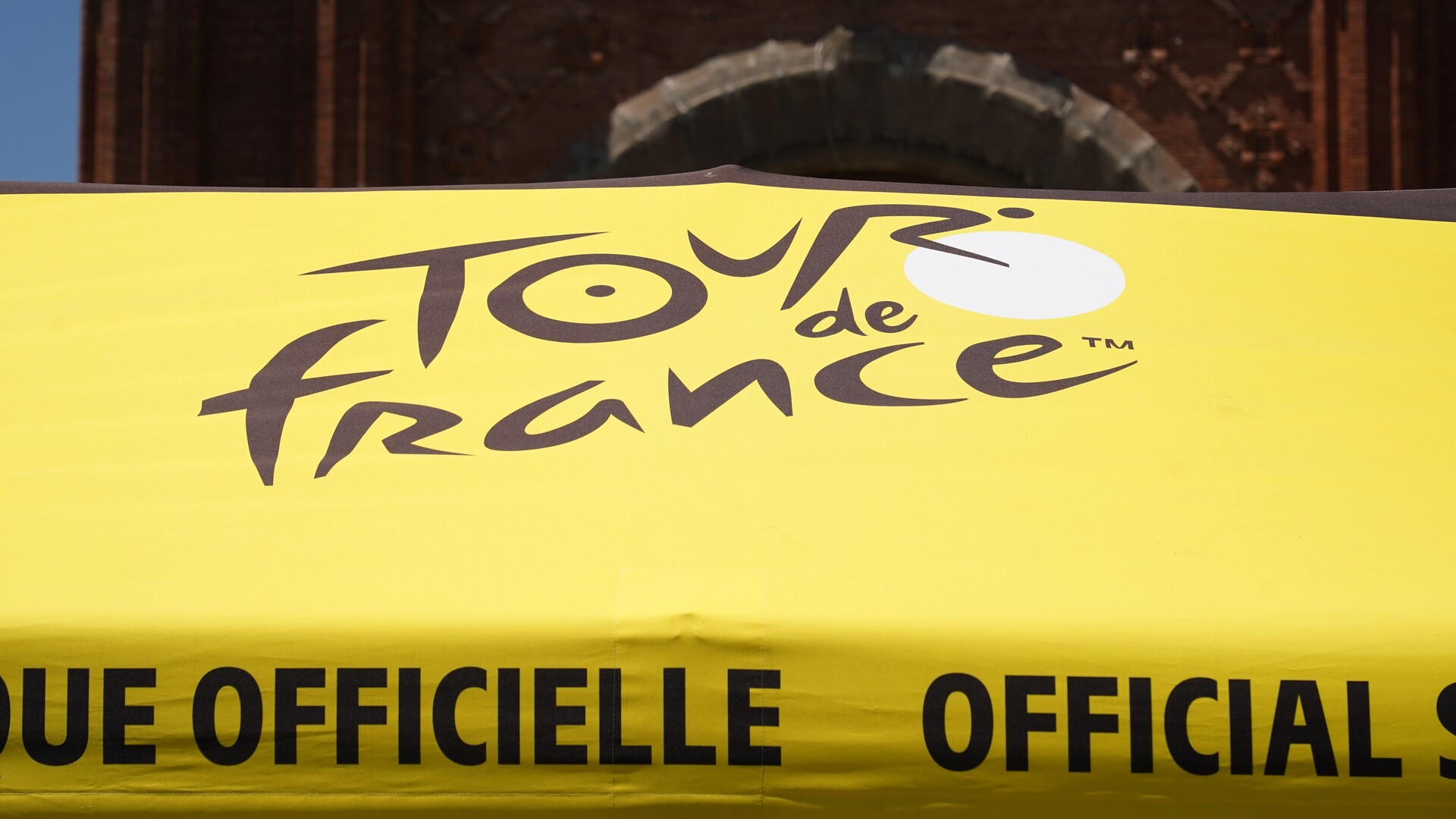 El Tour de France usurpado, con estafas recurrentes: 63 falsas